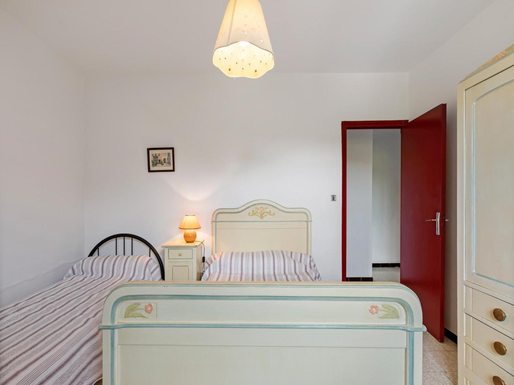 Apartment With Pool Amid Vineyards And Near The Beach Mèze Buitenkant foto