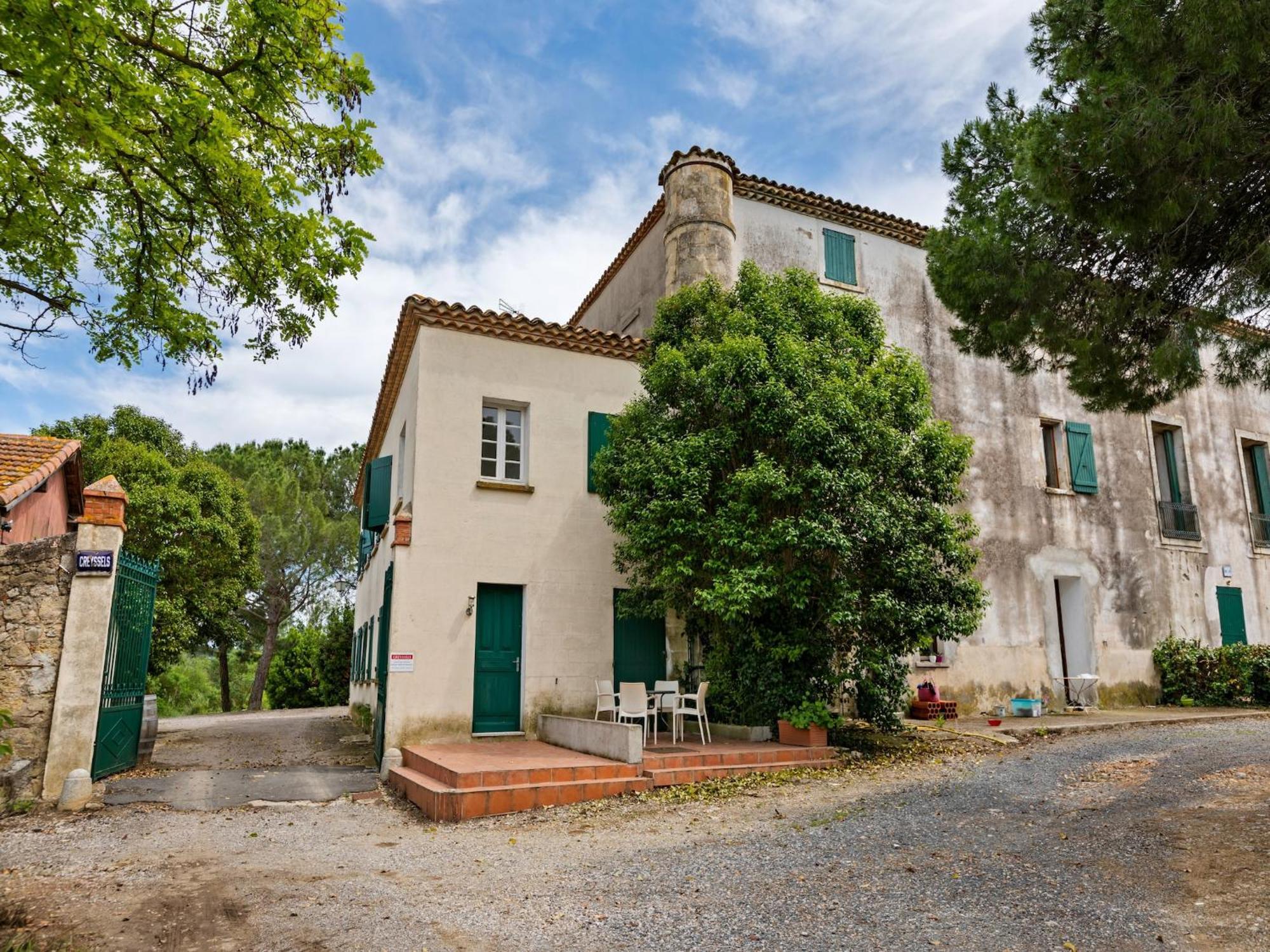 Apartment With Pool Amid Vineyards And Near The Beach Mèze Buitenkant foto